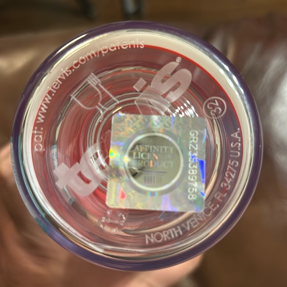 Tervis University of Houston 24 oz Tradition
Classic Tumbler - Picture 4 of 5